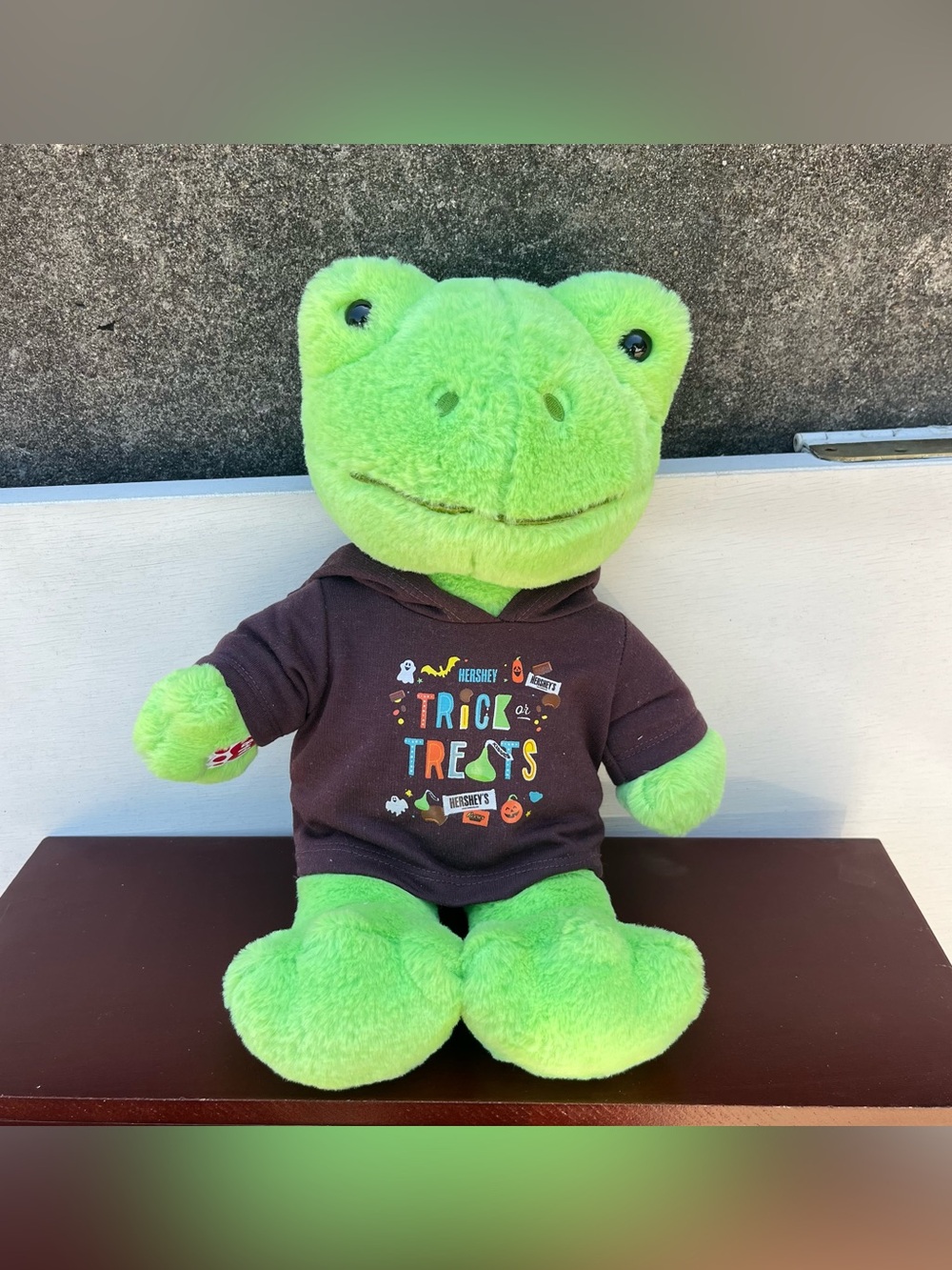 Build a Bear Green Spring 16" frog stuffed animal Plush